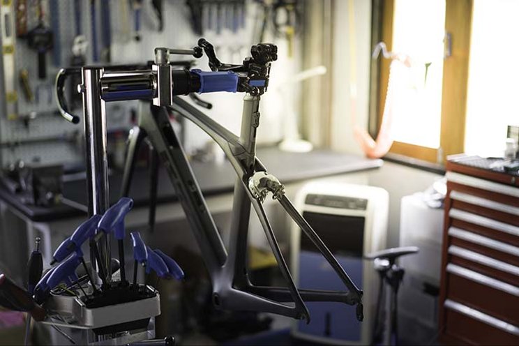 Bagian rangka atau frame pada sepeda